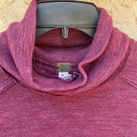 Free People Purple Size small flyaway split back turtleneck longsleeve raglan - Picture 5 of 12